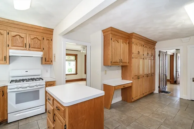 $3,600 | 103 North Avenue, Unit 103, Natick, MA 01760