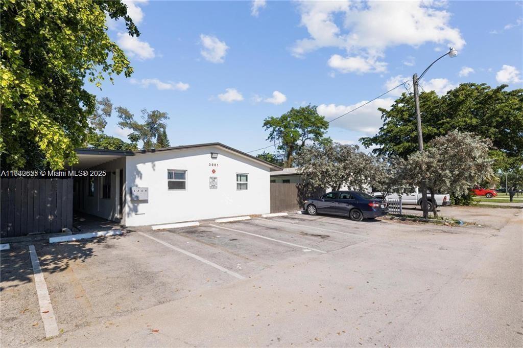 3981 Southwest 12th Pl Unit 2