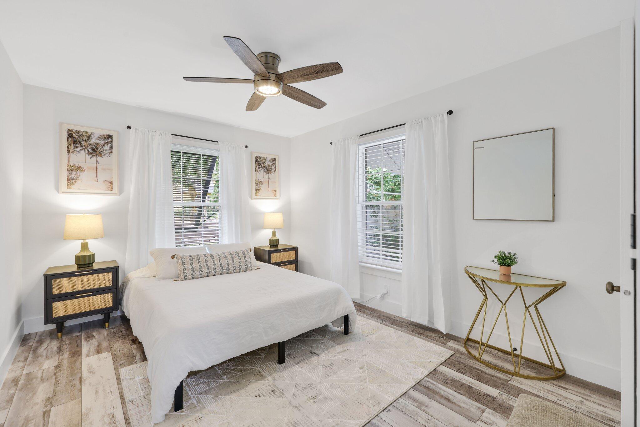 744 Sunset Road West Palm Beach, FL 33401 - Photo 9 of 37 744 Sunset Road - 25.jpg-SMALL