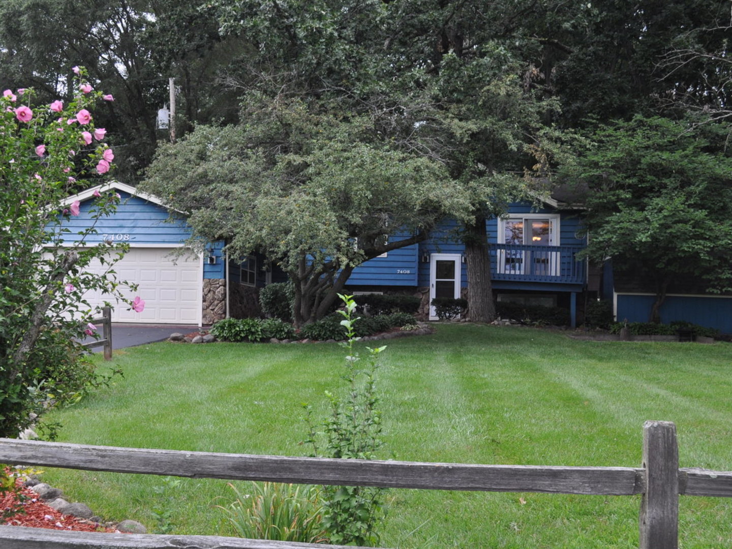 7408 Cuneo Drive Spring Grove, IL 60081 - Photo 4 of 41