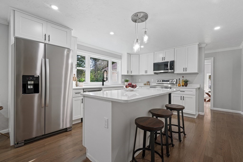 153 Mill Road North Andover, MA 01845 - Photo 7 of 29