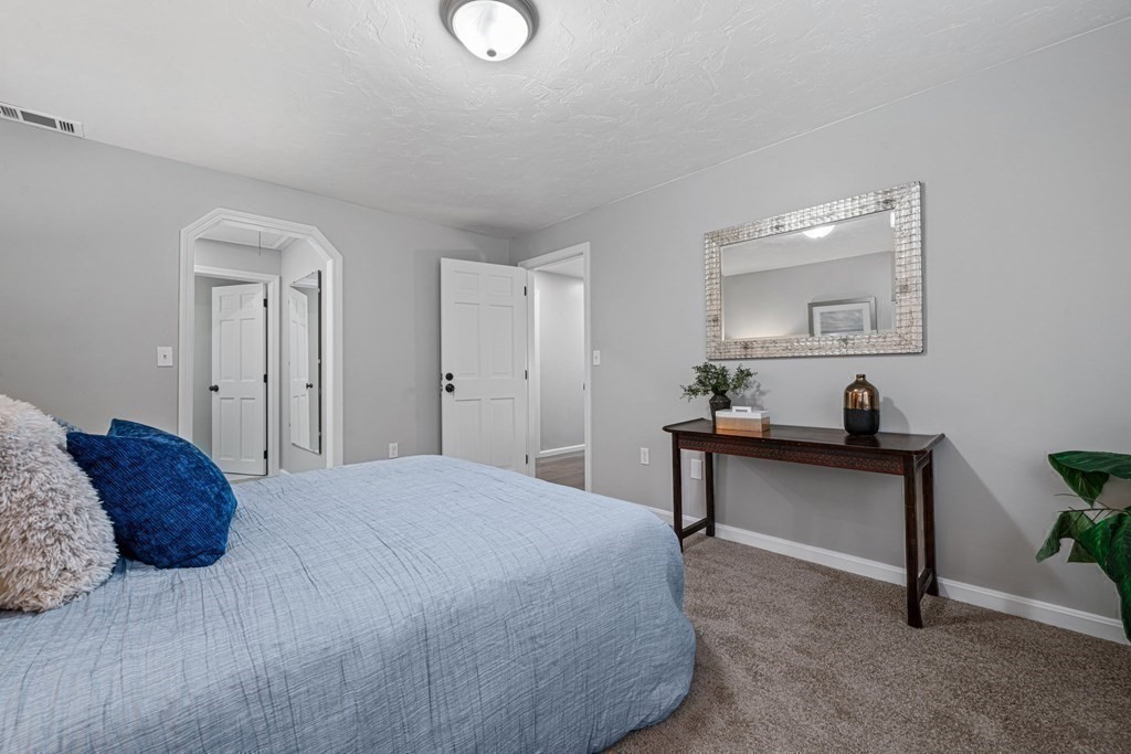 153 Mill Road North Andover, MA 01845 - Photo 10 of 29