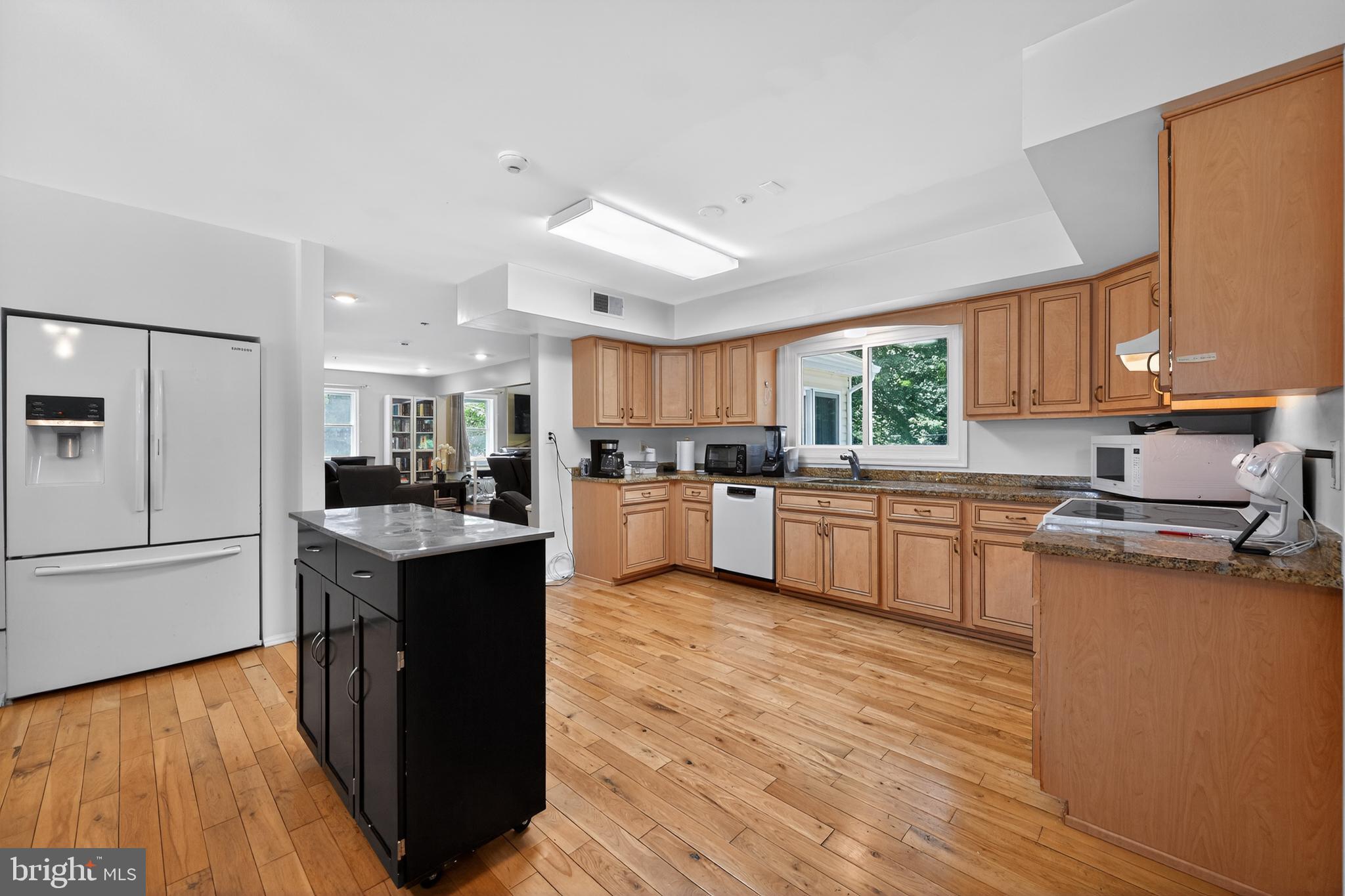 112 Marple Road Haverford, PA 19041 - Photo 9 of 36