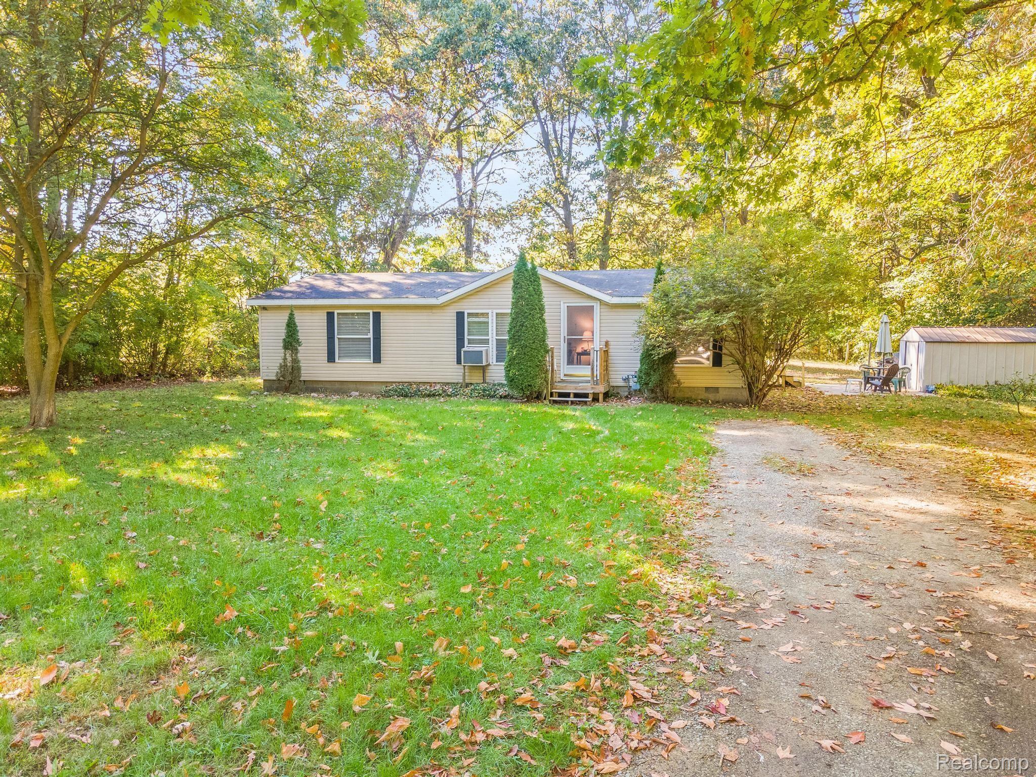 10225 Tuttle Hill Road Maybee, MI 48159 - Photo 6 of 26 Gallery Image 6