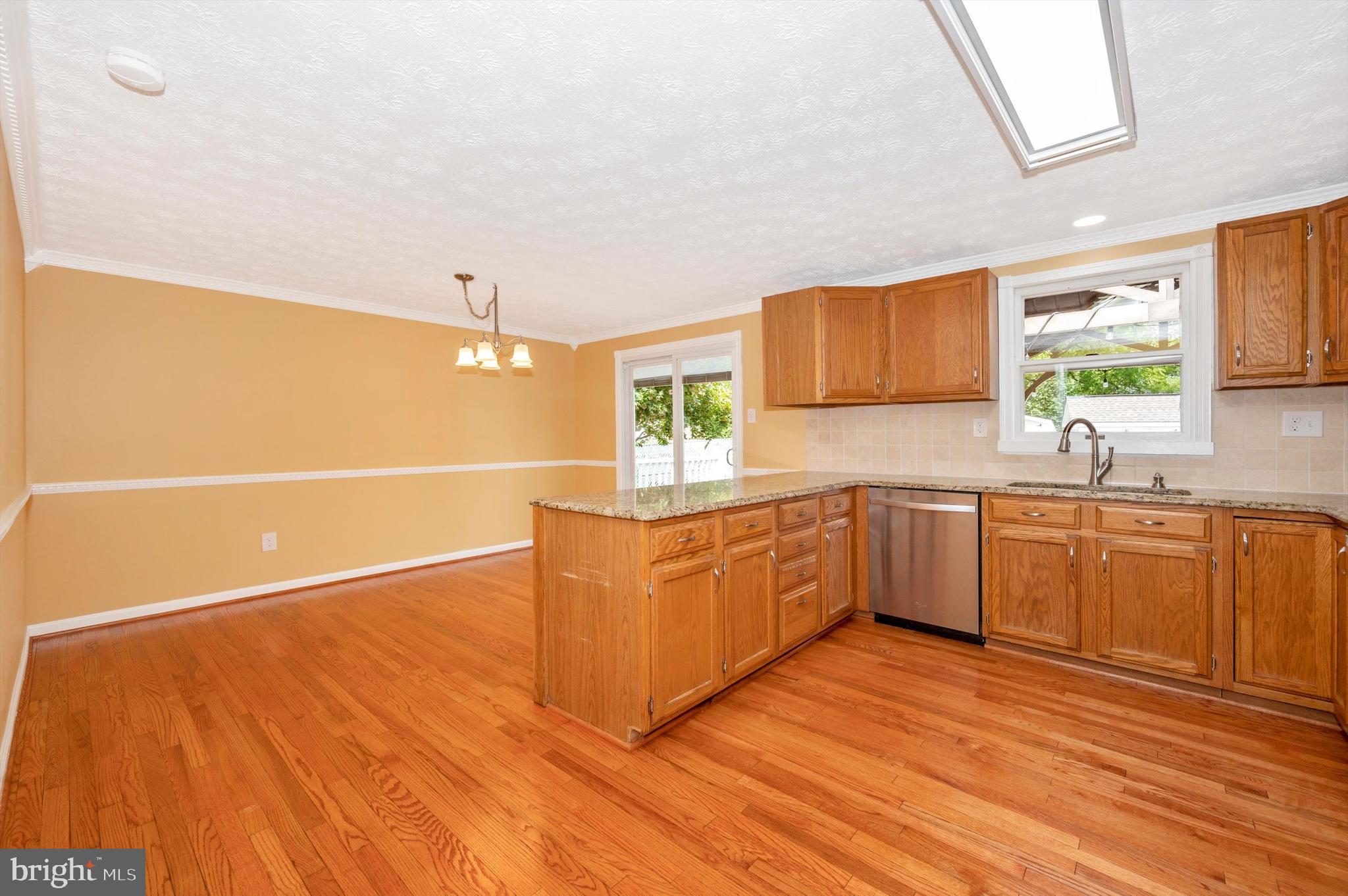 1025 Valen Road Westminster, MD 21157 - Photo 13 of 41