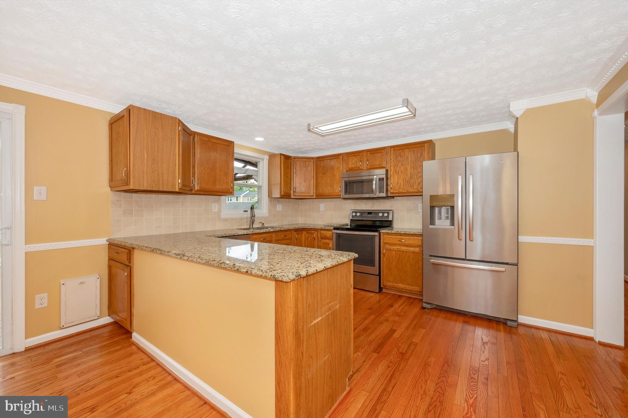 1025 Valen Road Westminster, MD 21157 - Photo 9 of 41 Upgraded cabinets and counters