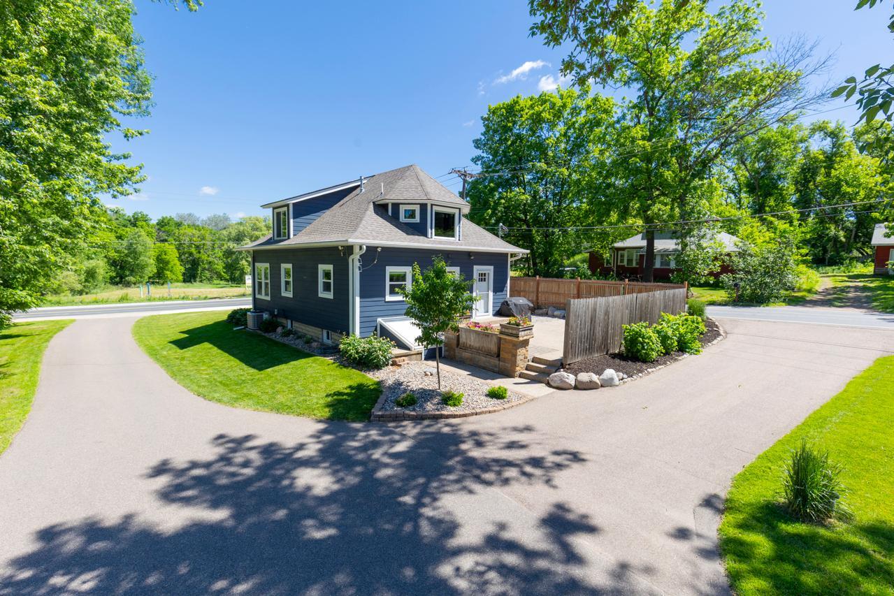 25525 Smithtown Road Excelsior, MN 55331 - Photo 19 of 22