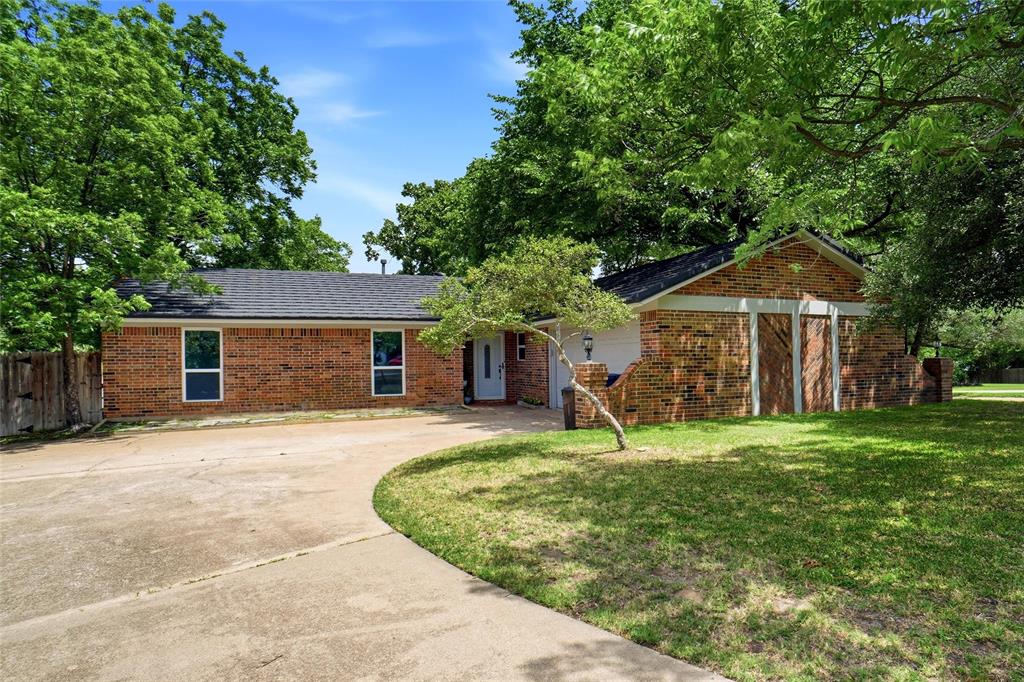 261 Timberlake Drive Azle, TX 76020 - Photo 1 of 32