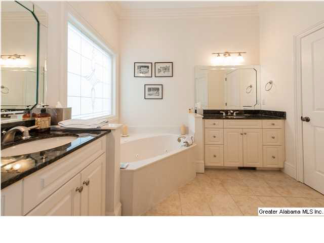 3967 Westminster Lane Birmingham, AL 35243 - Photo 18 of 32