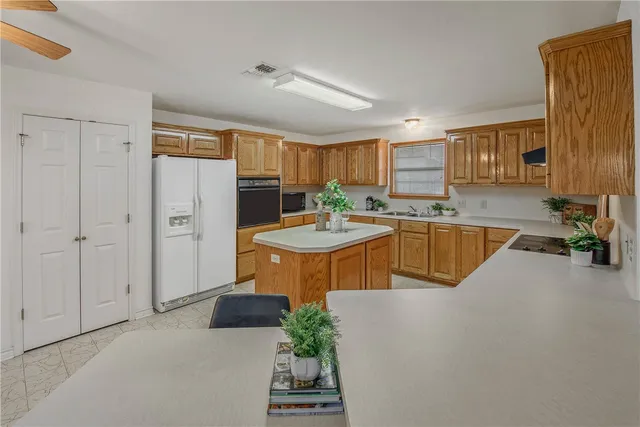 $465,000 | 1110 County Road 439, Dime Box, TX 77853