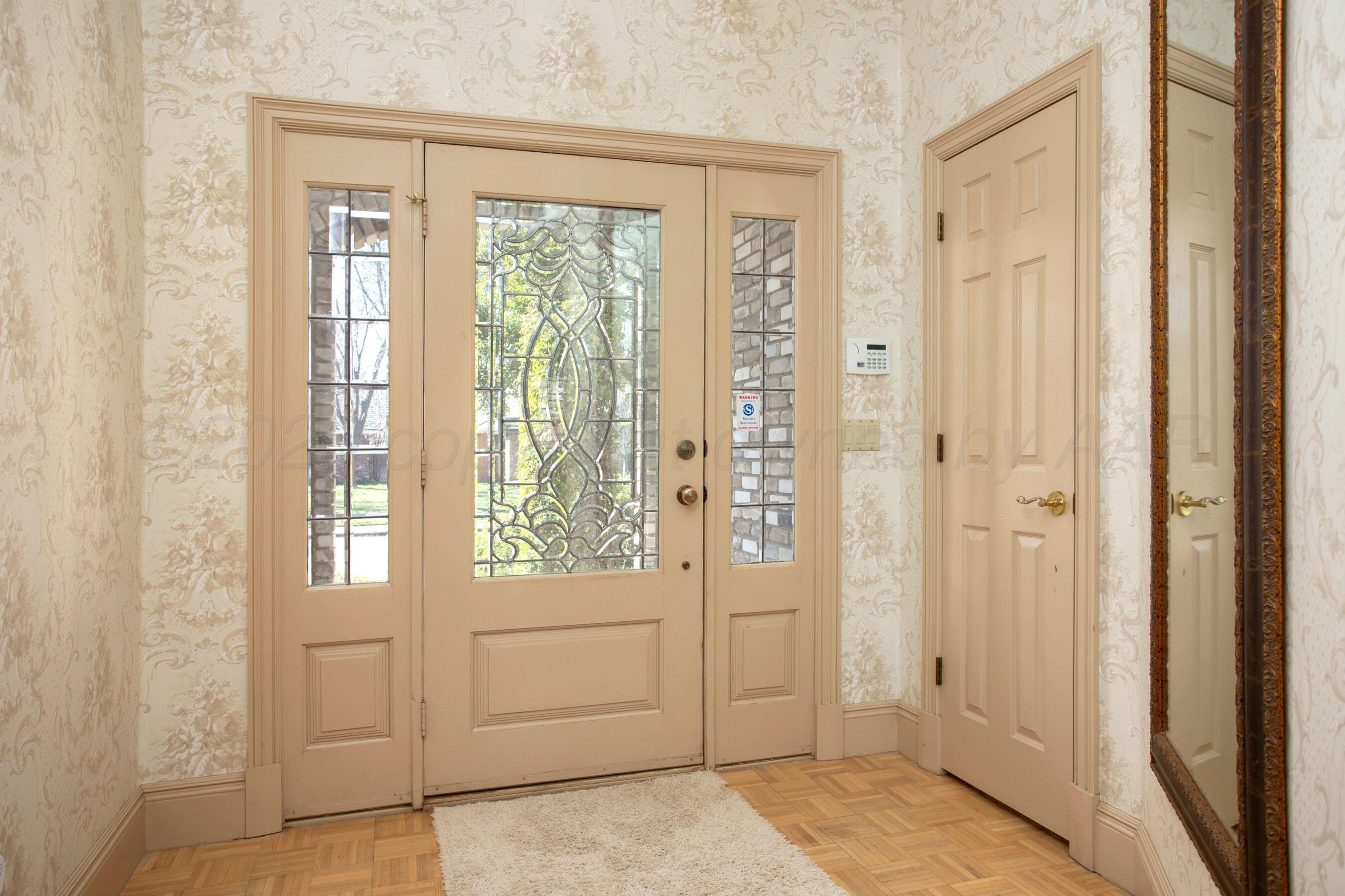 7600 Baughman Drive Amarillo, TX 79121 - Photo 3 of 30 Entry Way