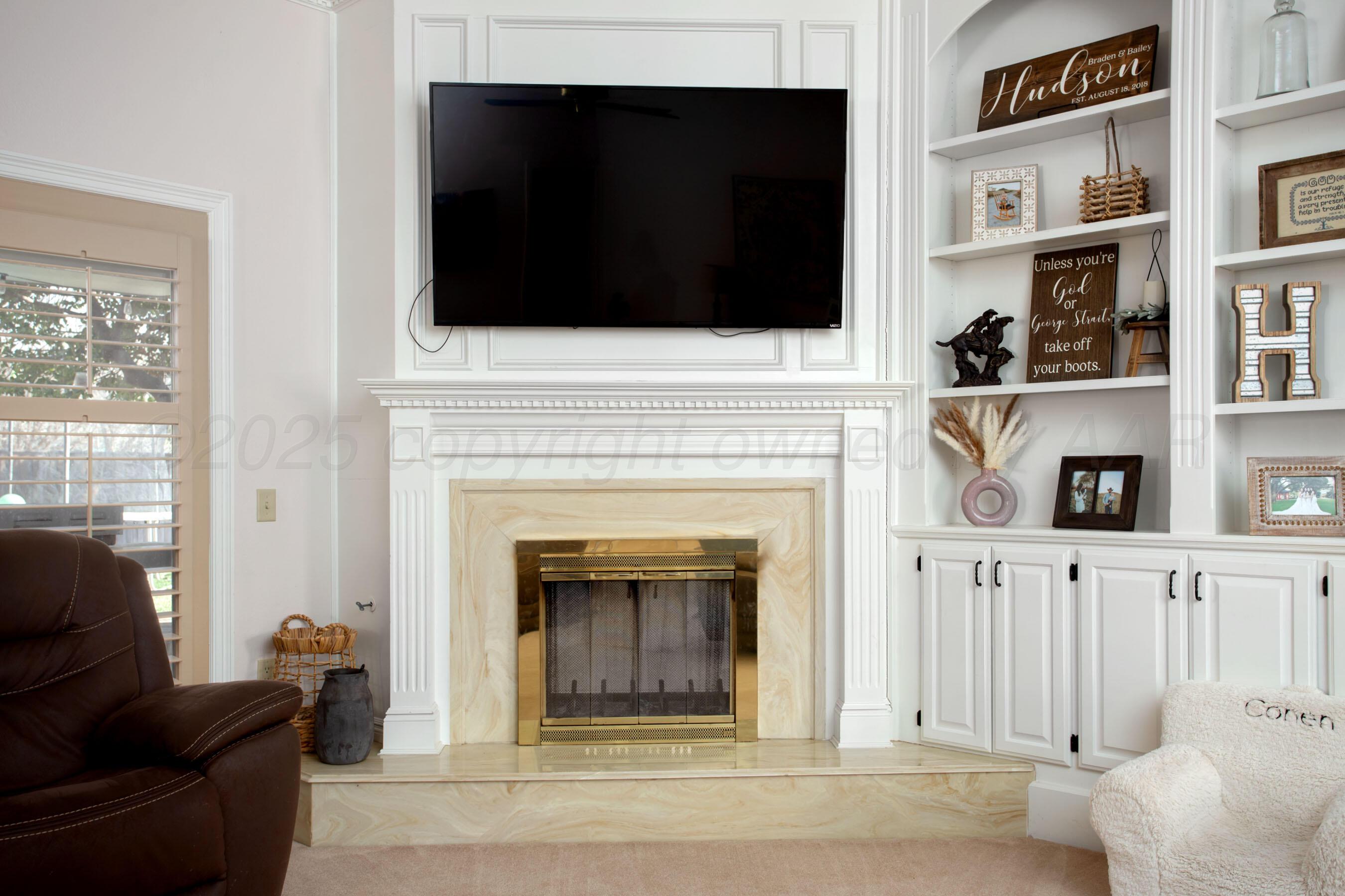7600 Baughman Drive Amarillo, TX 79121 - Photo 5 of 30 Living Room