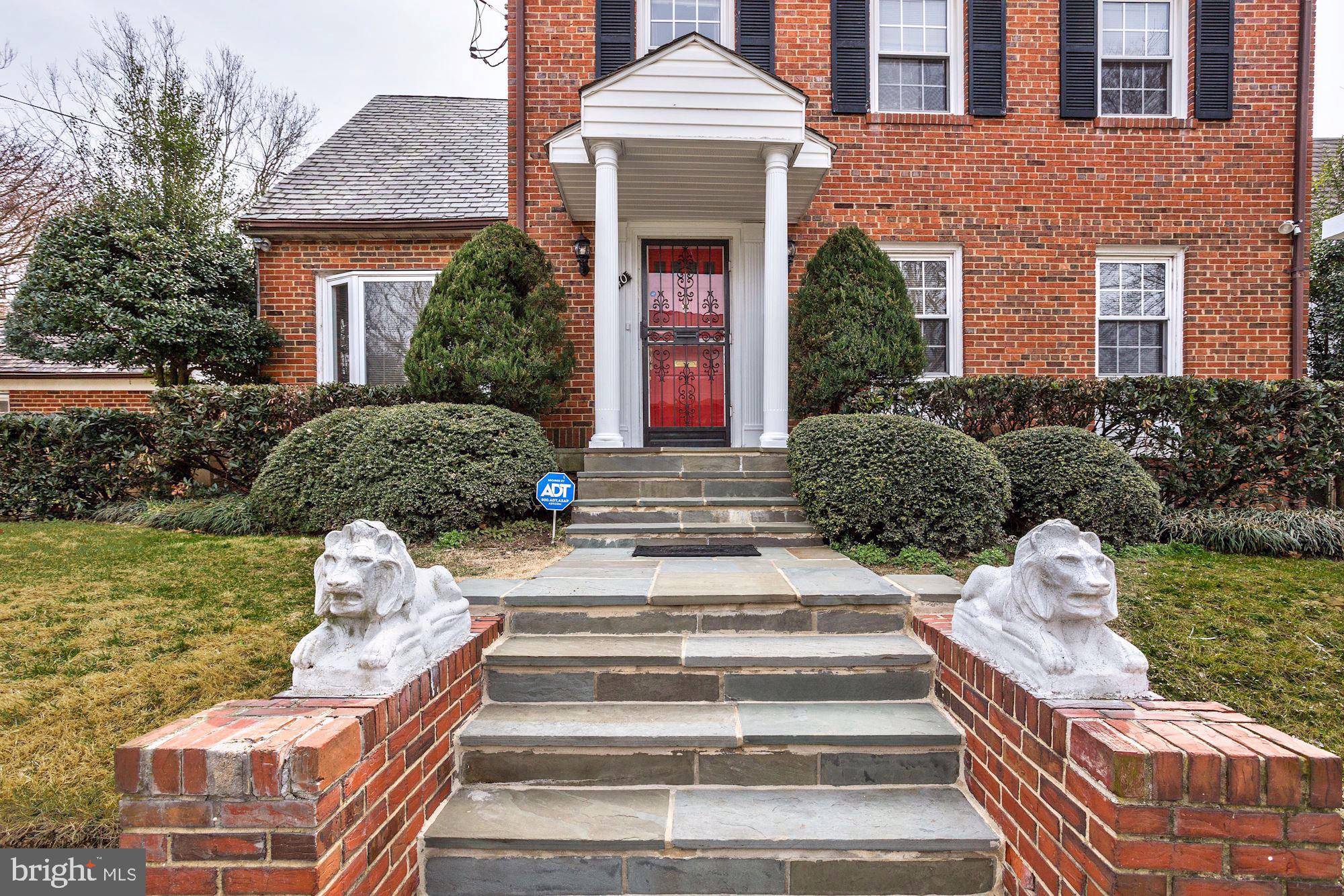 1540 Roxanna Road Northwest Washington, DC 20012 - Photo 8 of 67 Gallery Image 8