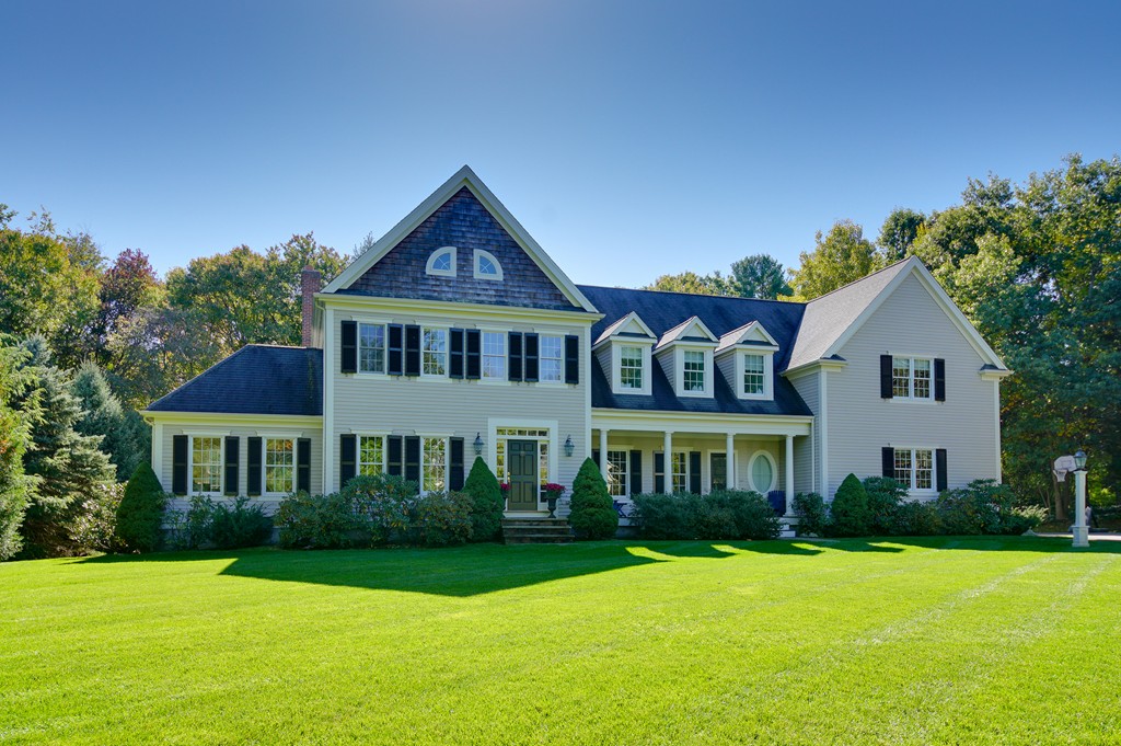 15 Old Farm Road Dover, MA 02030 - Photo 1 of 24 Gallery Image 1