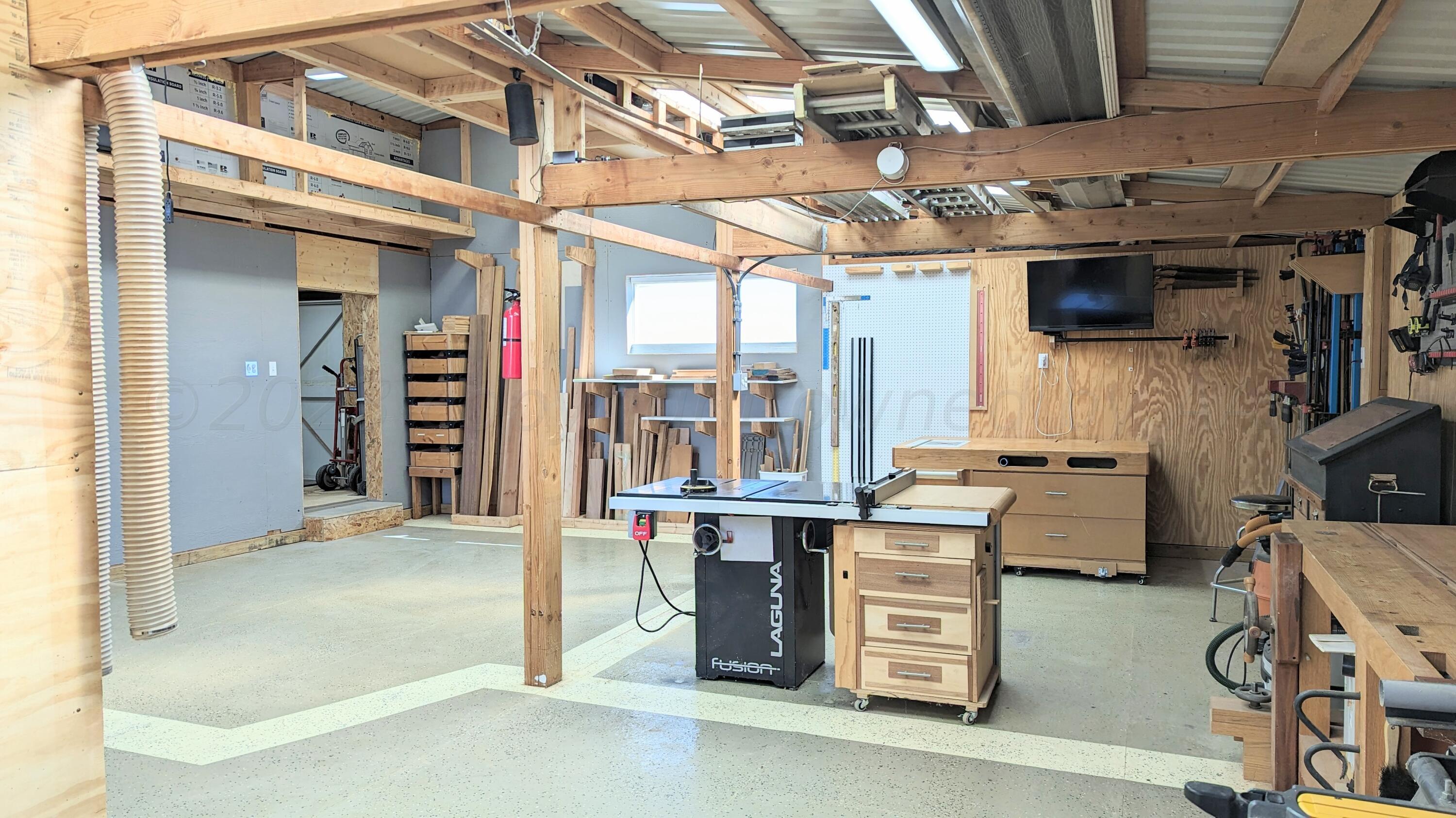 1345 South Girl Scout Road Amarillo, TX 79124 - Photo 53 of 60 Inside Shop