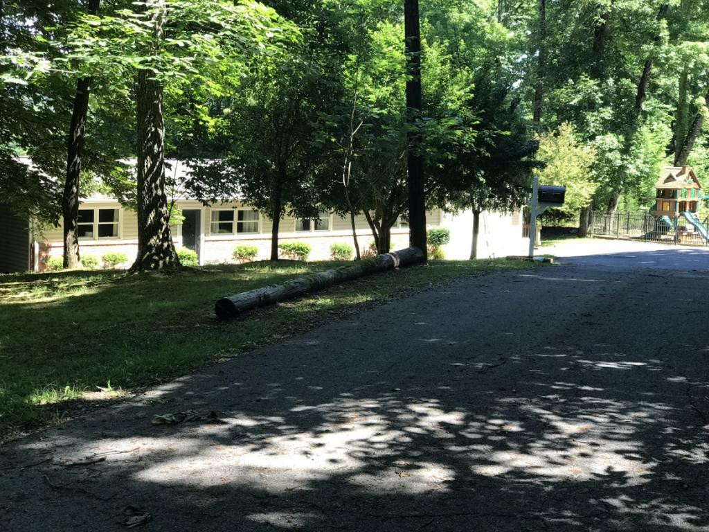 337 Em Cross Road Piney Flats, TN 37686 - Photo 31 of 36 Photo 31