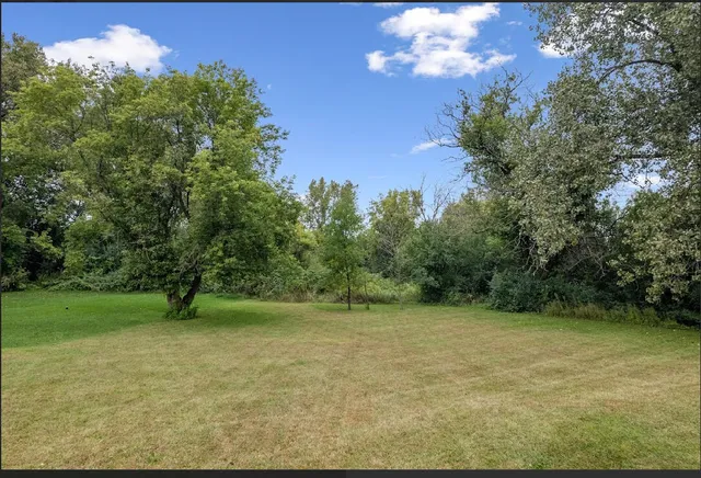 $279,000 | 25290 Foothill Avenue, La Grange, WI 54660