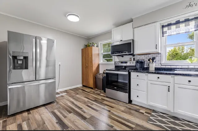 $279,000 | 25290 Foothill Avenue, La Grange, WI 54660