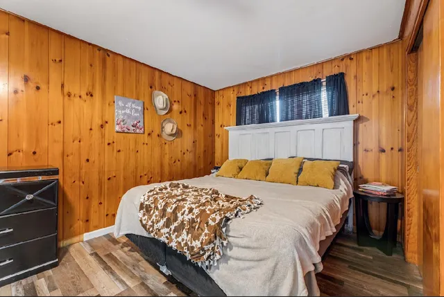 $279,000 | 25290 Foothill Avenue, La Grange, WI 54660