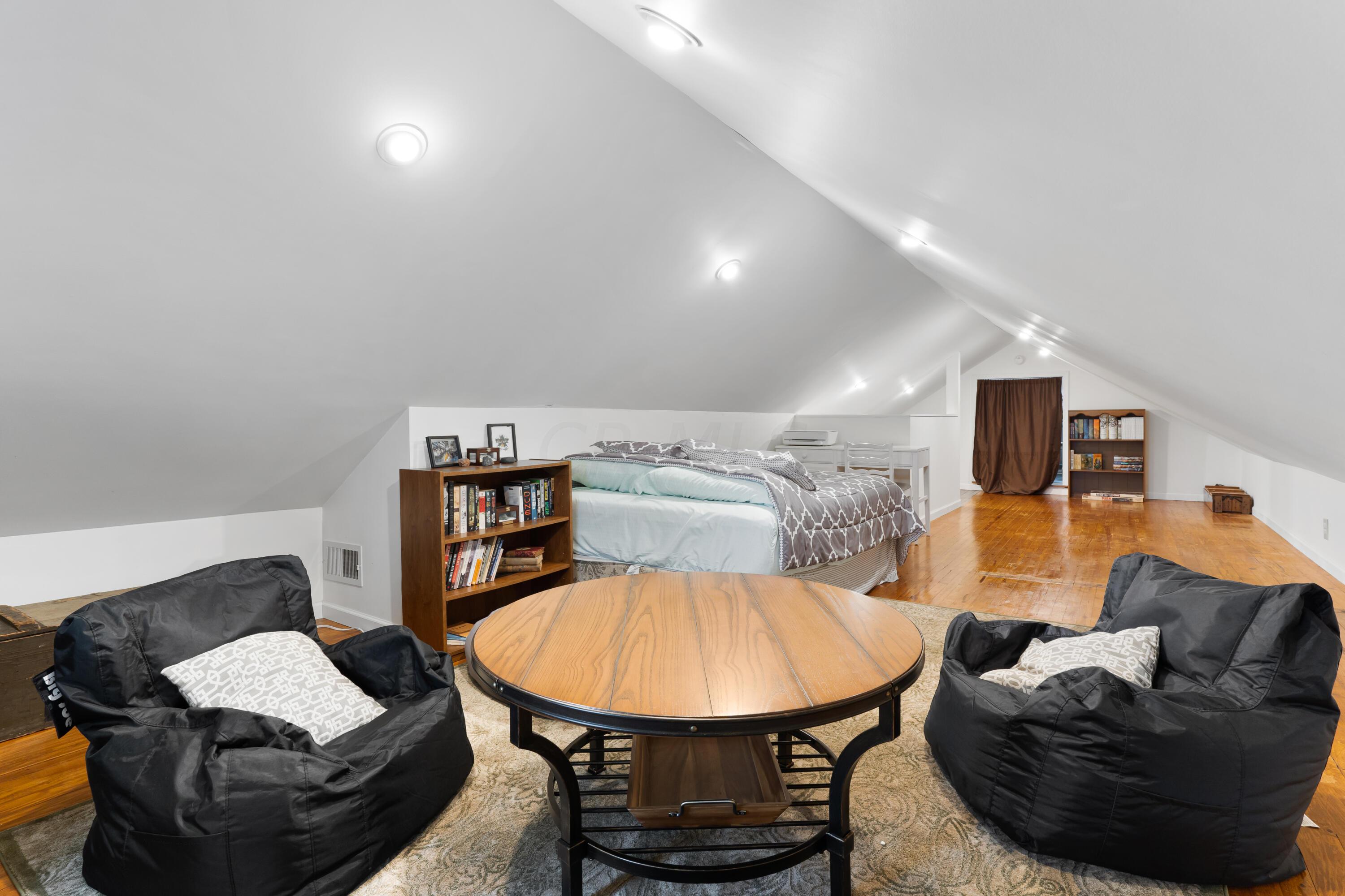434 Chase Road Columbus, OH 43214 - Photo 26 of 34 Bonus Room