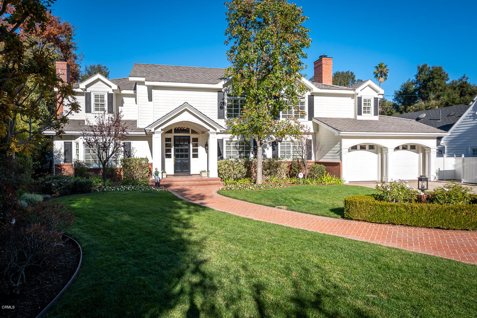 551 Georgian Road La Canada Flintridge, CA 91011 - Photo 2 of 56 a front view of a house with a yard
