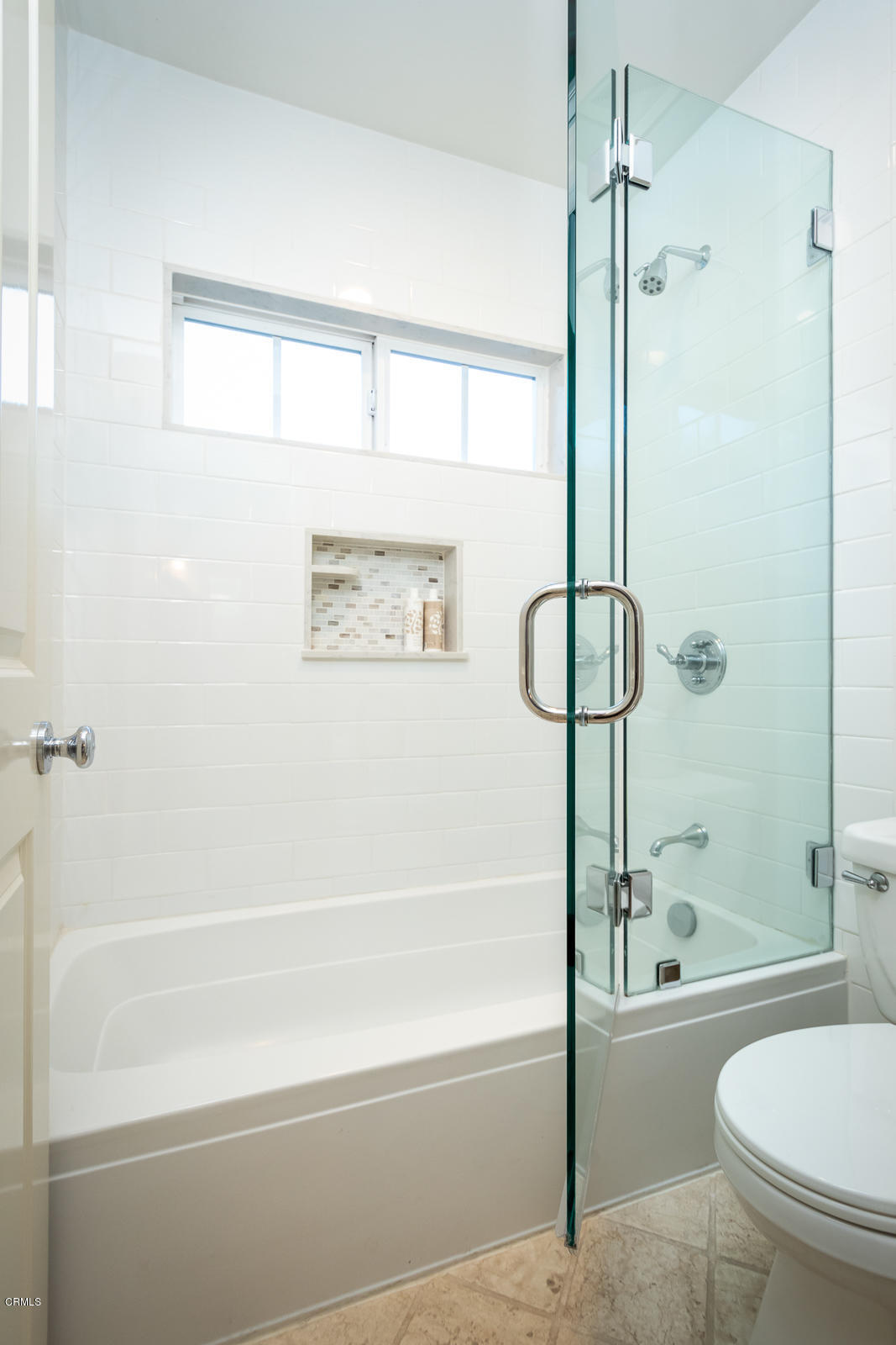 551 Georgian Road La Canada Flintridge, CA 91011 - Photo 35 of 56 a bathroom with a shower and a bathtub