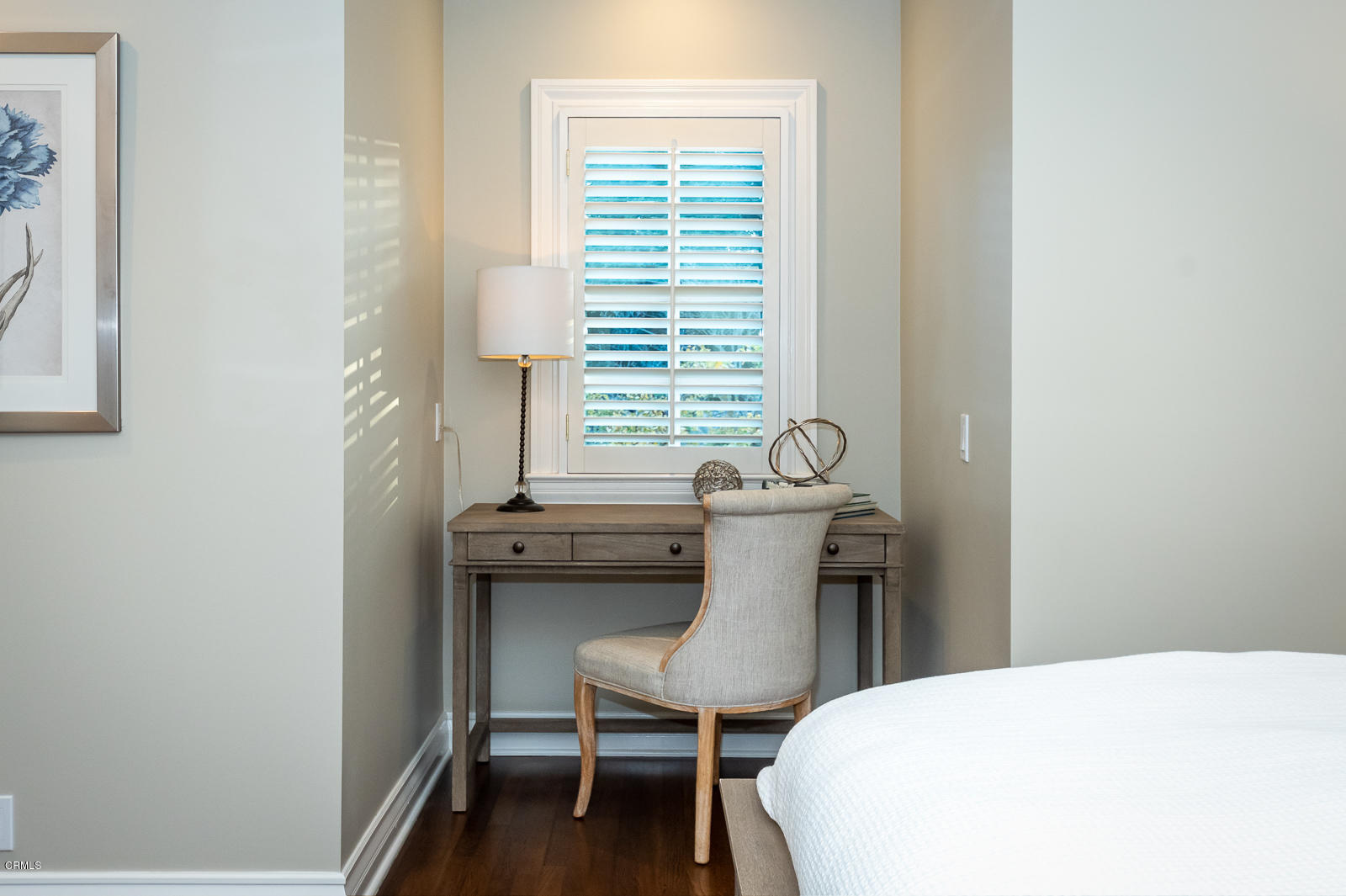 551 Georgian Road La Canada Flintridge, CA 91011 - Photo 38 of 56 a view of a room with a table and chairs