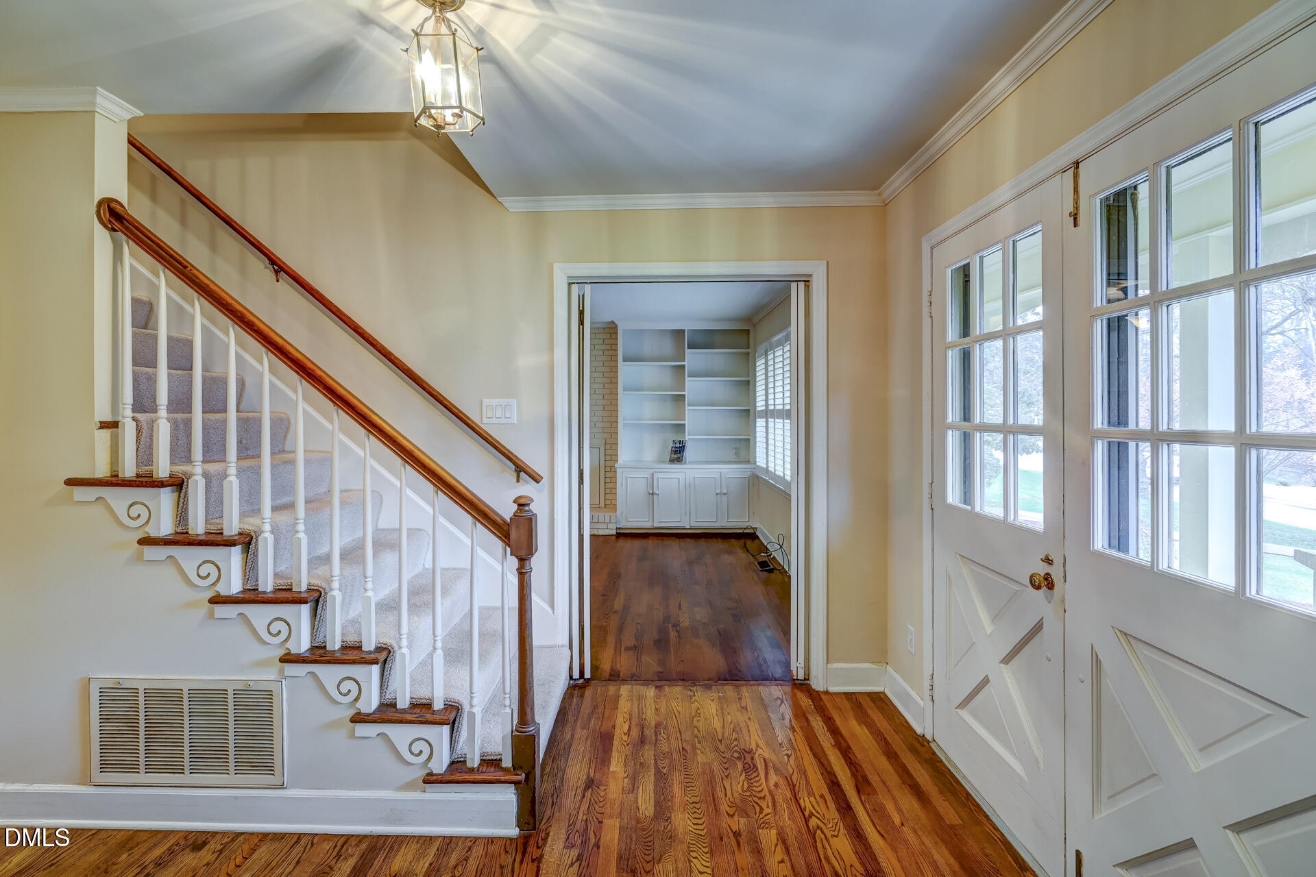 6801 Oak Ridge Drive Raleigh, NC 27612 - Photo 15 of 38 FOYER
