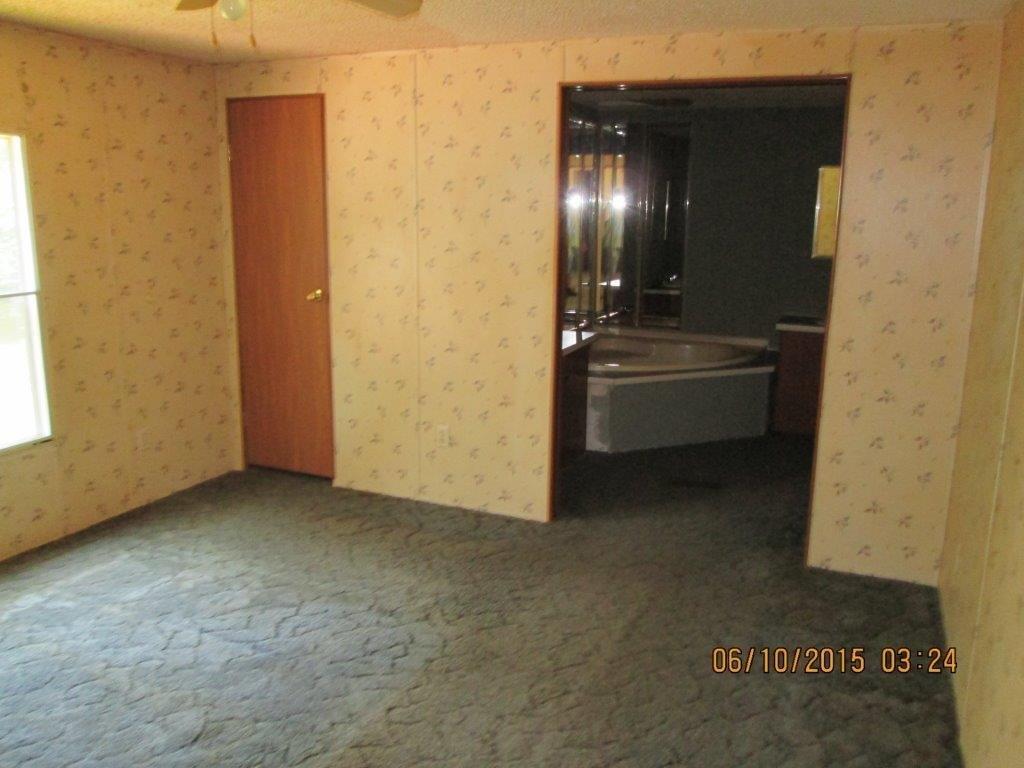 299 Brock Road Maynardville, TN 37807 - Photo 5 of 8 048