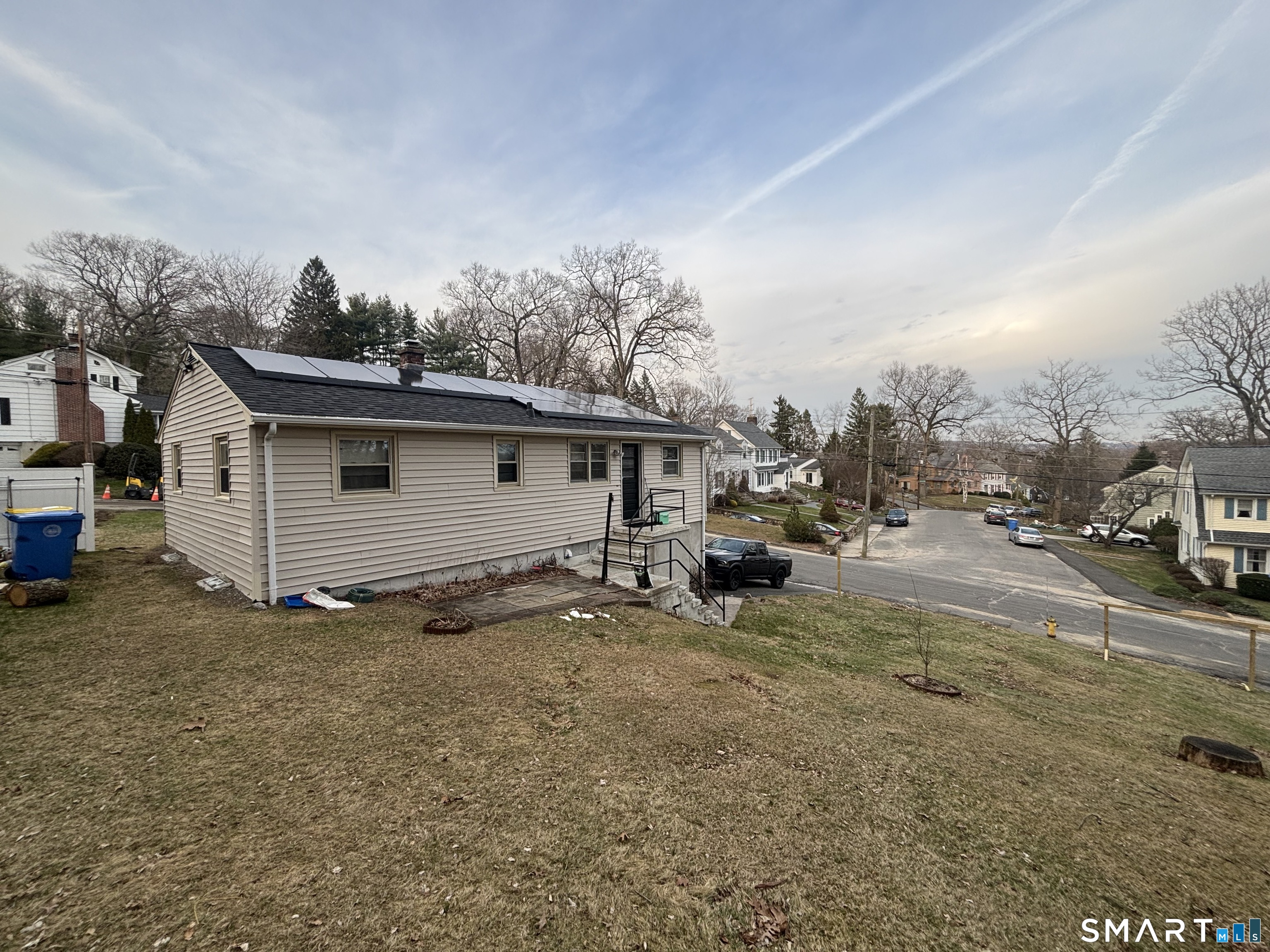 117 Arden Road Waterbury, CT 06708 - Photo 4 of 30