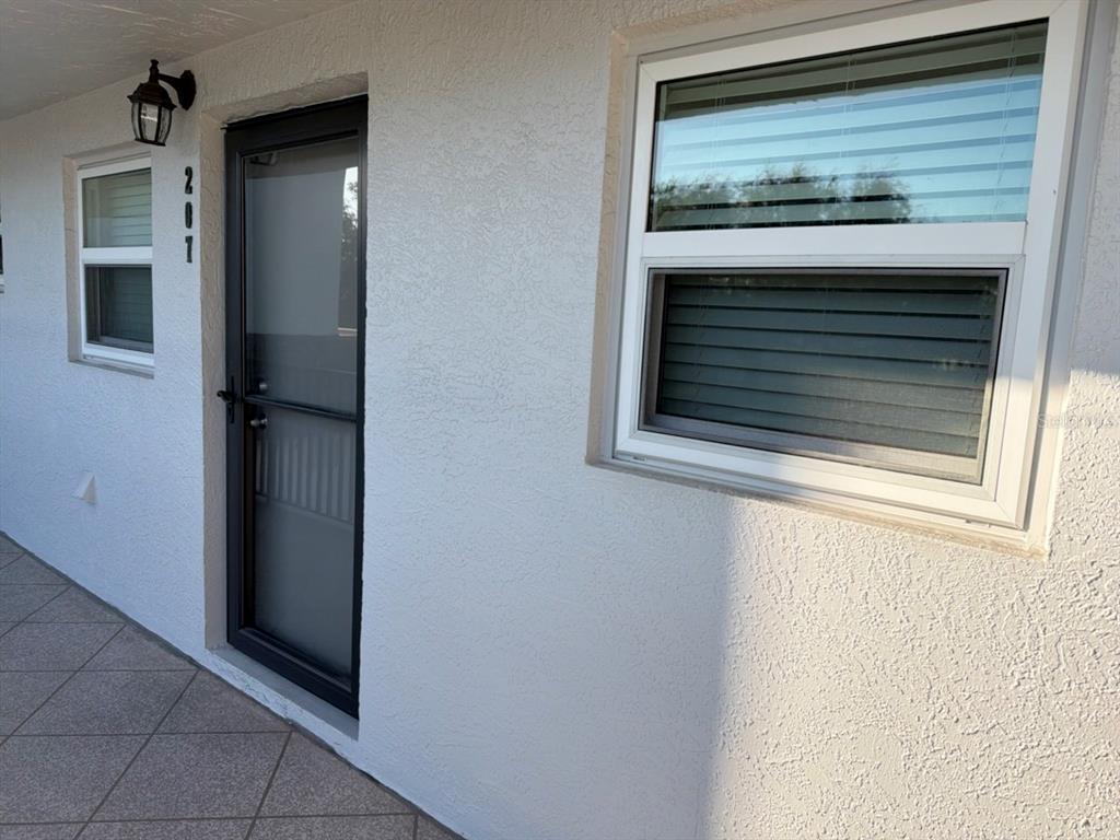 9815 47th Avenue North, Unit 207 St. Petersburg, FL 33708 - Photo 2 of 15