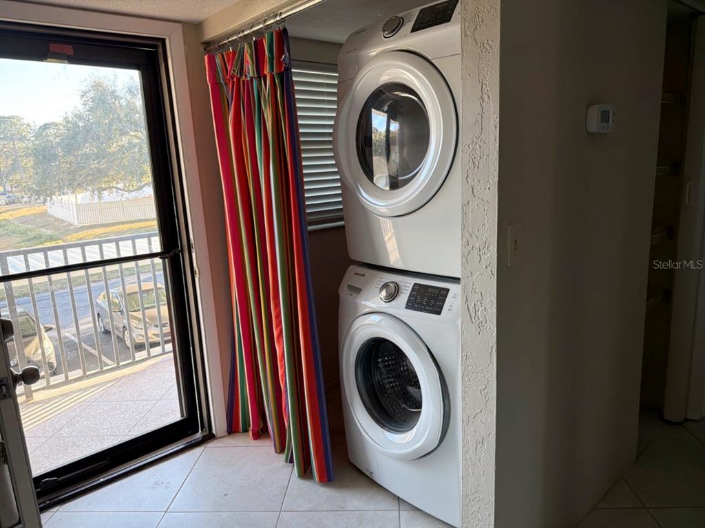 9815 47th Avenue North, Unit 207 St. Petersburg, FL 33708 - Photo 4 of 15