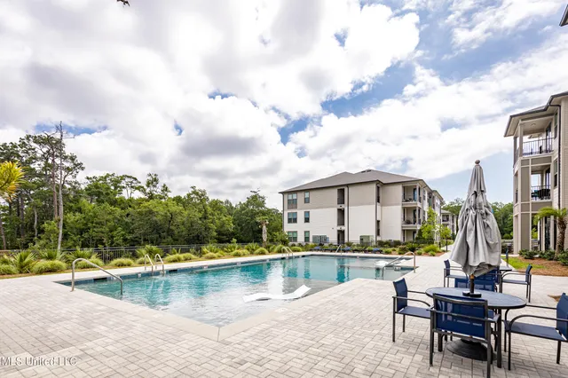 $225,000 | 2501 Bienville Boulevard, Unit 413, Ocean Springs, MS 39564