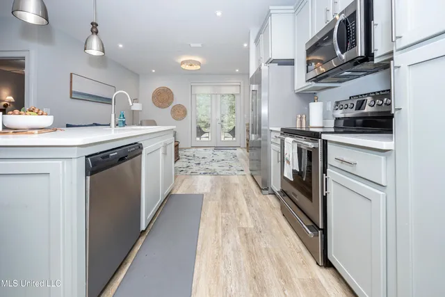 $225,000 | 2501 Bienville Boulevard, Unit 413, Ocean Springs, MS 39564