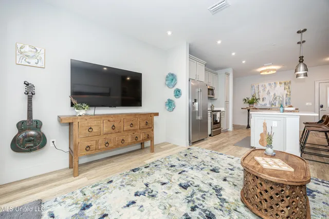 $225,000 | 2501 Bienville Boulevard, Unit 413, Ocean Springs, MS 39564