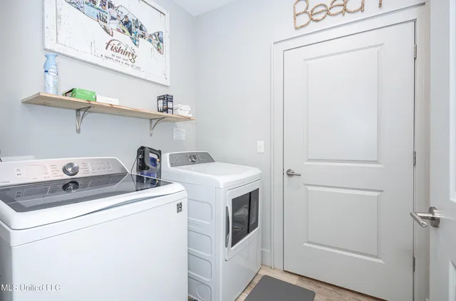 $225,000 | 2501 Bienville Boulevard, Unit 413, Ocean Springs, MS 39564