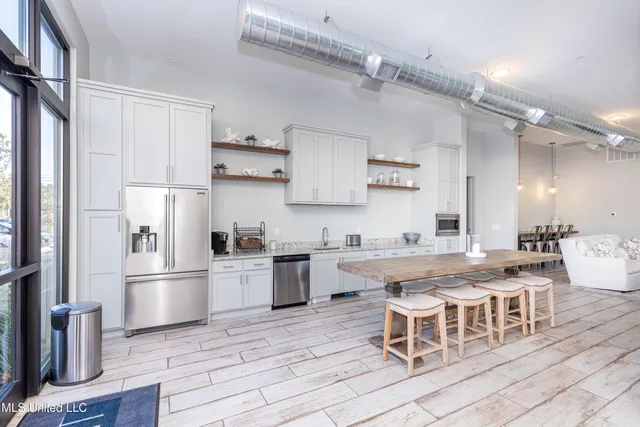 $225,000 | 2501 Bienville Boulevard, Unit 413, Ocean Springs, MS 39564