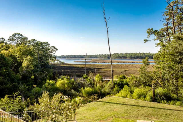 $225,000 | 2501 Bienville Boulevard, Unit 413, Ocean Springs, MS 39564