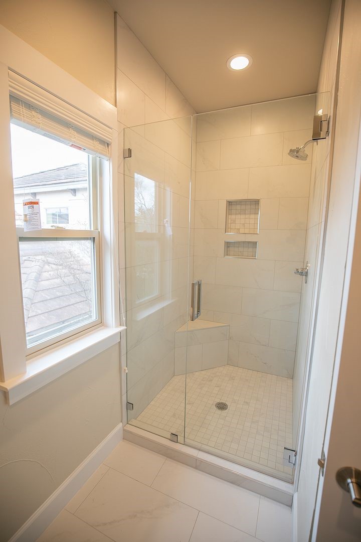 2800 Waymaker Way, Unit 29 Austin, TX 78746 - Photo 19 of 25 a bathroom with a shower
