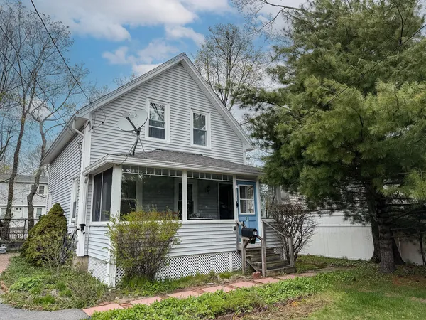 $575,000 | 29 Pleasant Street, Bar Harbor, ME 04609