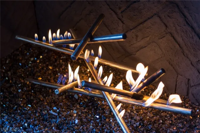 $22,000 | 30 Meadowhawk Lane, Las Vegas, NV 89135