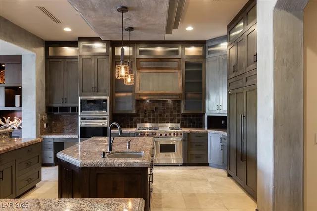 $22,000 | 30 Meadowhawk Lane, Las Vegas, NV 89135