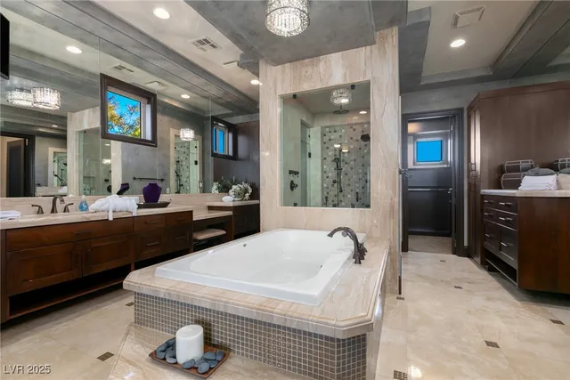 $22,000 | 30 Meadowhawk Lane, Las Vegas, NV 89135