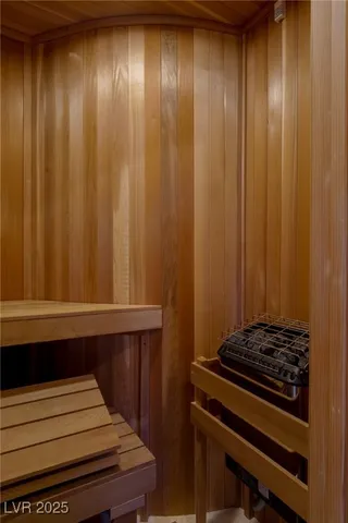 $22,000 | 30 Meadowhawk Lane, Las Vegas, NV 89135