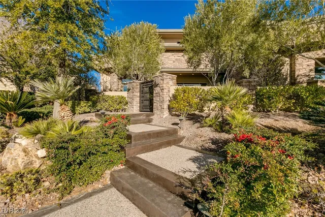 $22,000 | 30 Meadowhawk Lane, Las Vegas, NV 89135