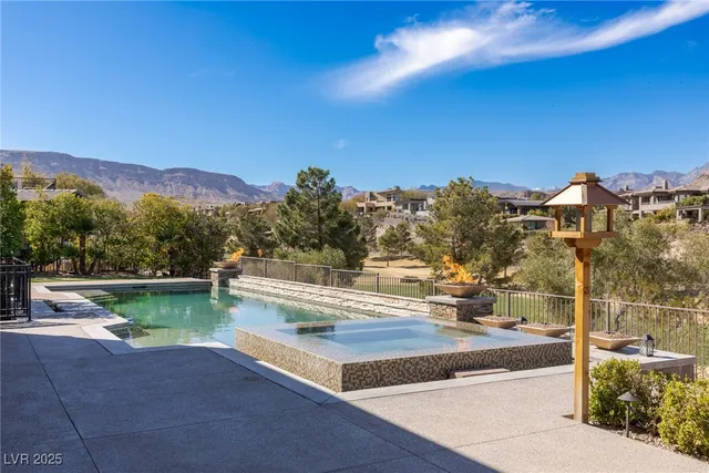 $22,000 | 30 Meadowhawk Lane, Las Vegas, NV 89135