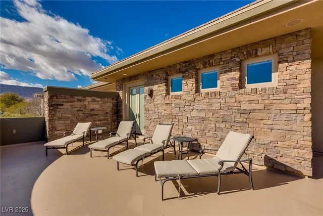 $22,000 | 30 Meadowhawk Lane, Las Vegas, NV 89135