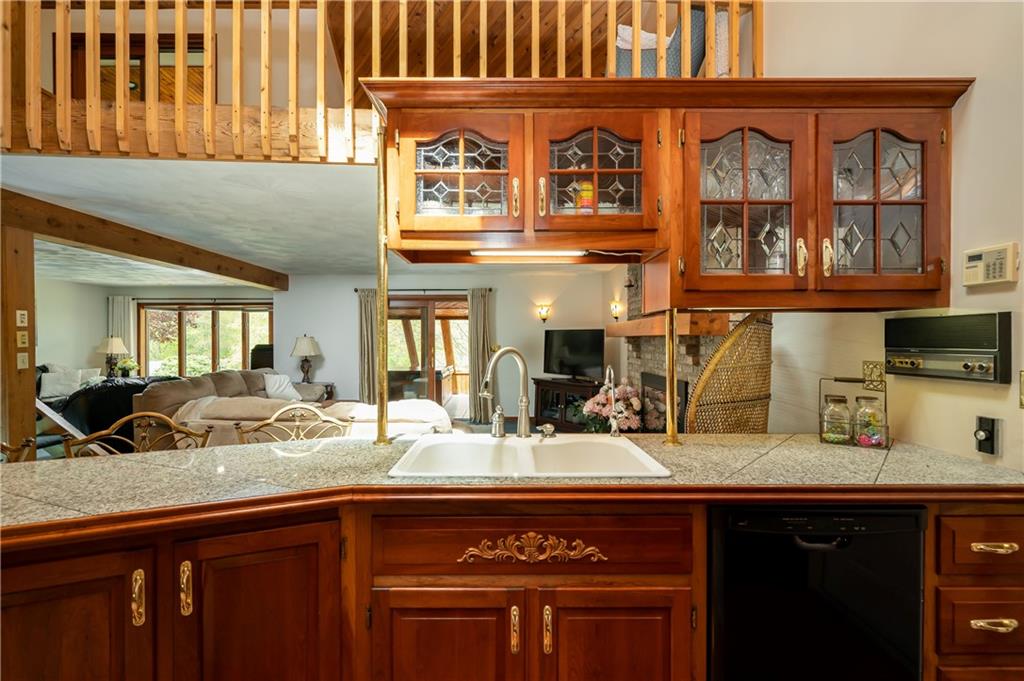 650 Great Belt Road Butler, PA 16002 - Photo 9 of 25
