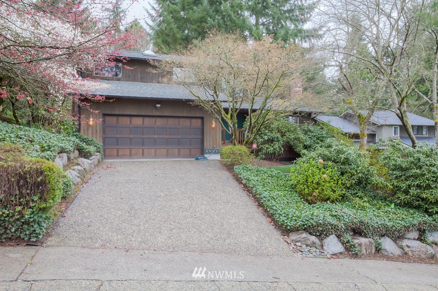 22030 4th Avenue Southeast Bothell, WA 98021 - Photo 2 of 16