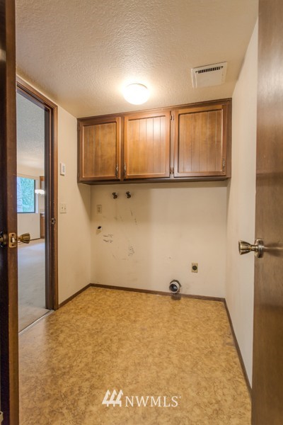 22030 4th Avenue Southeast Bothell, WA 98021 - Photo 13 of 16